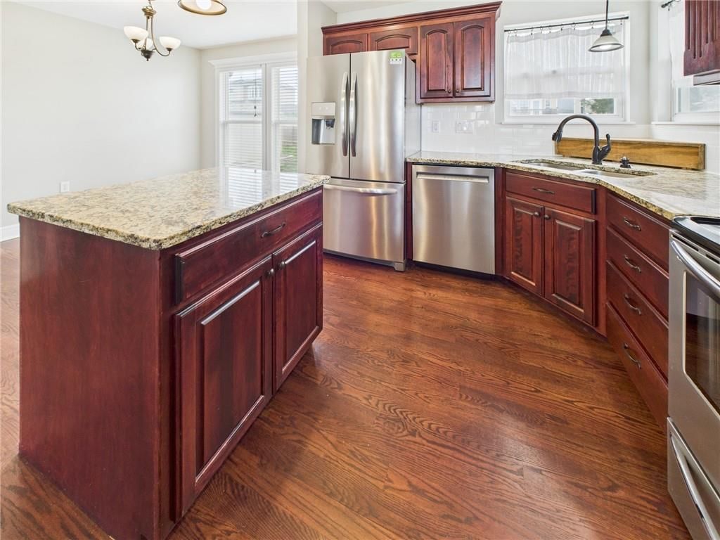1220 Cherry Street — photo 5