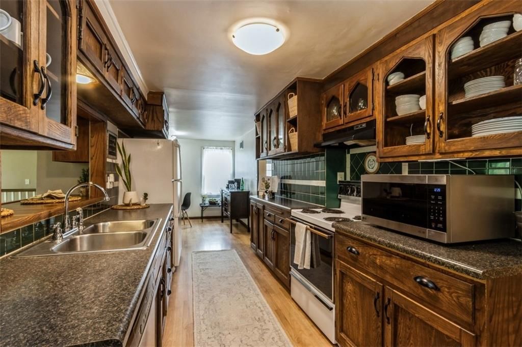 7745 Briar Street — photo 11