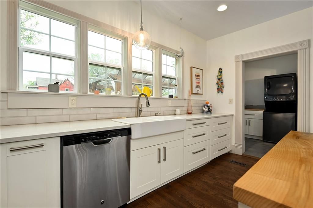 407 Brooklyn Avenue — photo 18