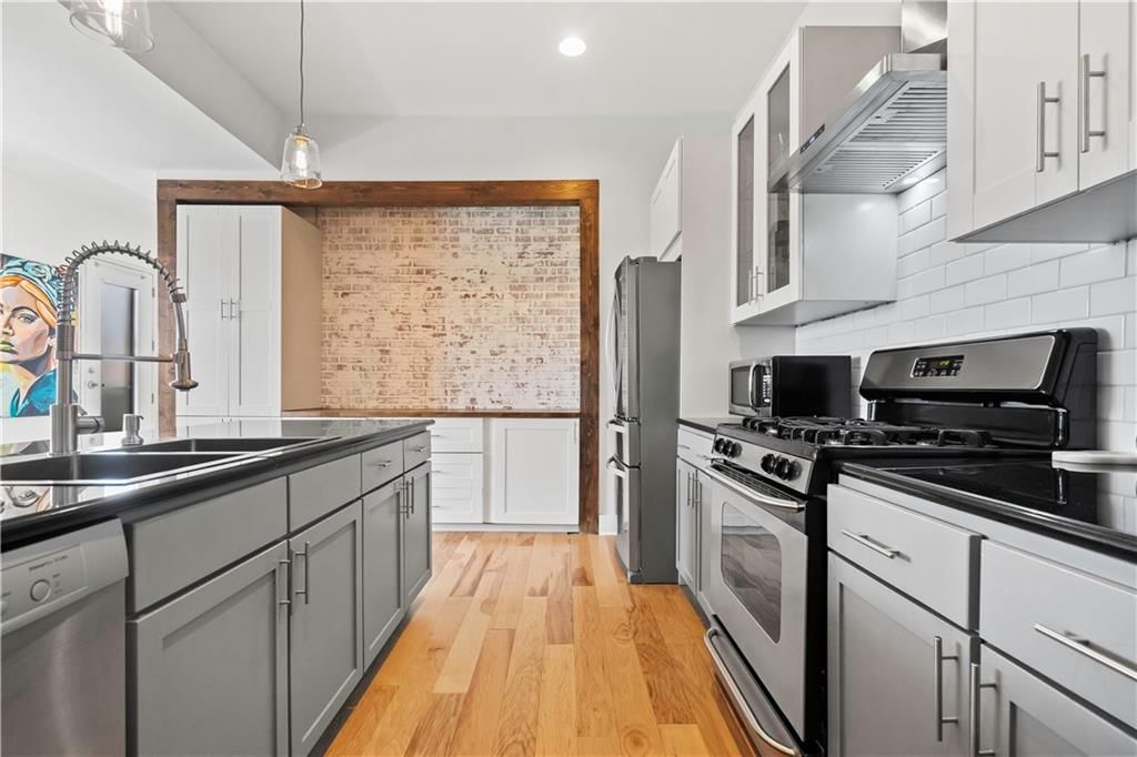 731 W 16th Street — photo 18