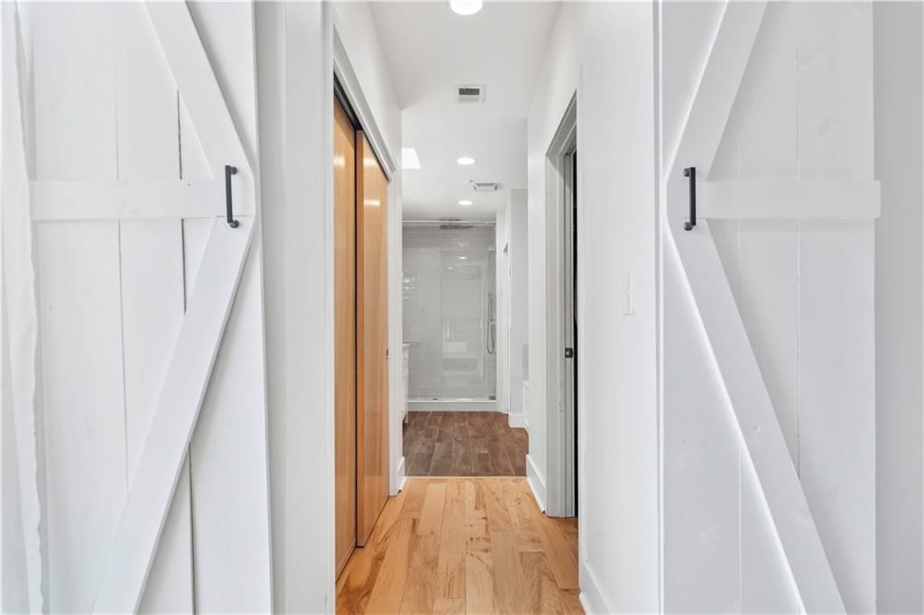 731 W 16th Street — photo 28