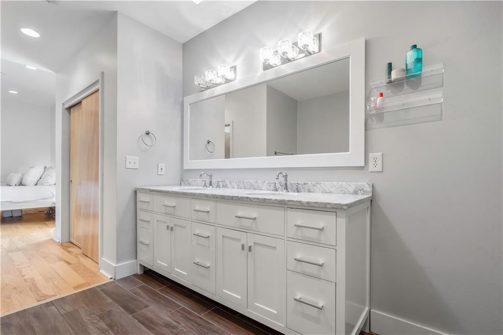 731 W 16th Street — photo 30