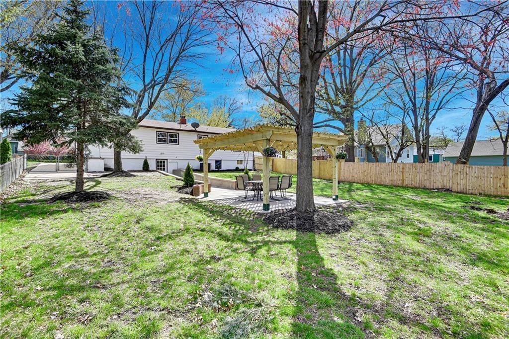 13316 W 90th Terrace — photo 30