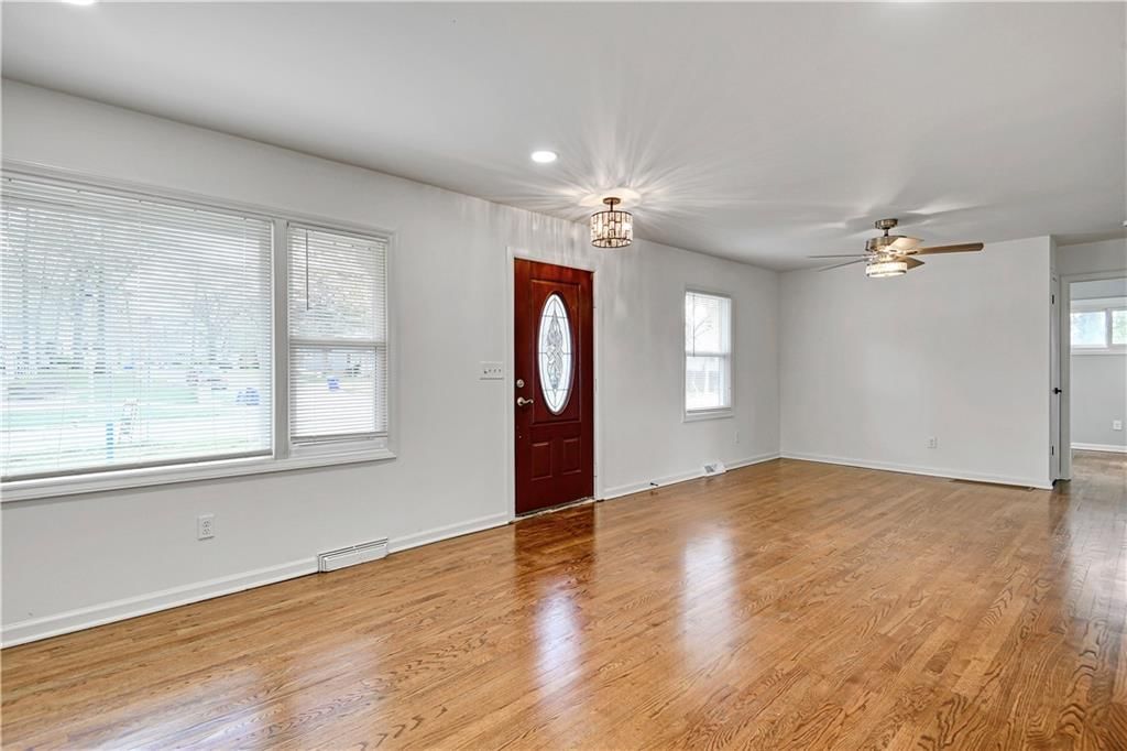 13316 W 90th Terrace — photo 10