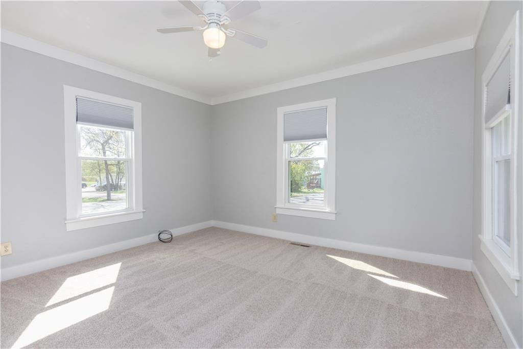 202 N Madison Street — photo 16