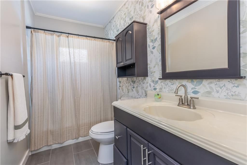 202 N Madison Street — photo 21
