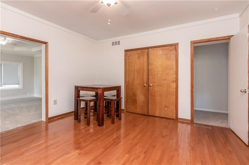 202 N Madison Street — photo 10