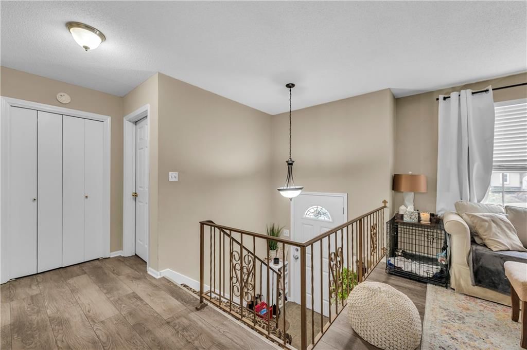 5824 NW Walnut Court — photo 4