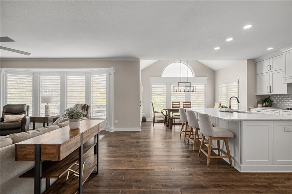 16005 Bluejacket Street — photo 9