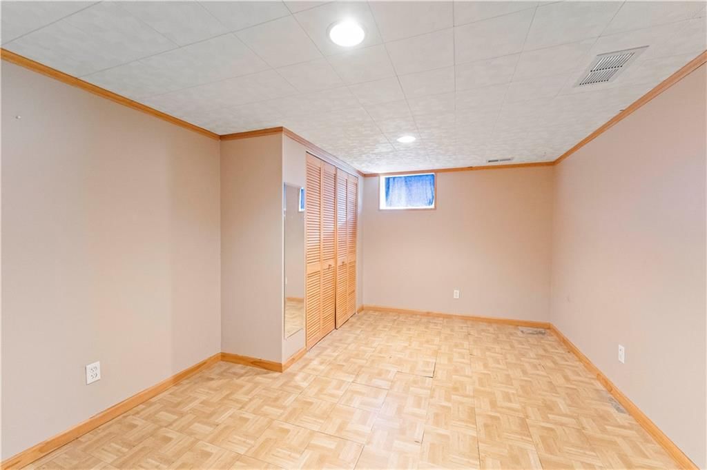 610 N Elm Street — photo 25