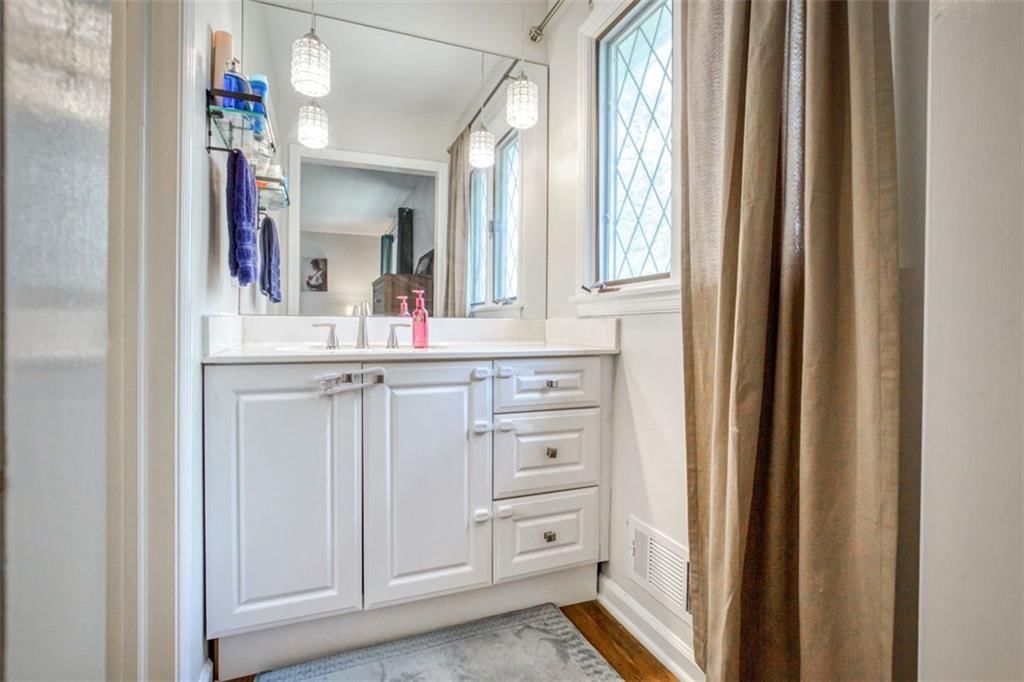8841 Lamar Avenue — photo 23