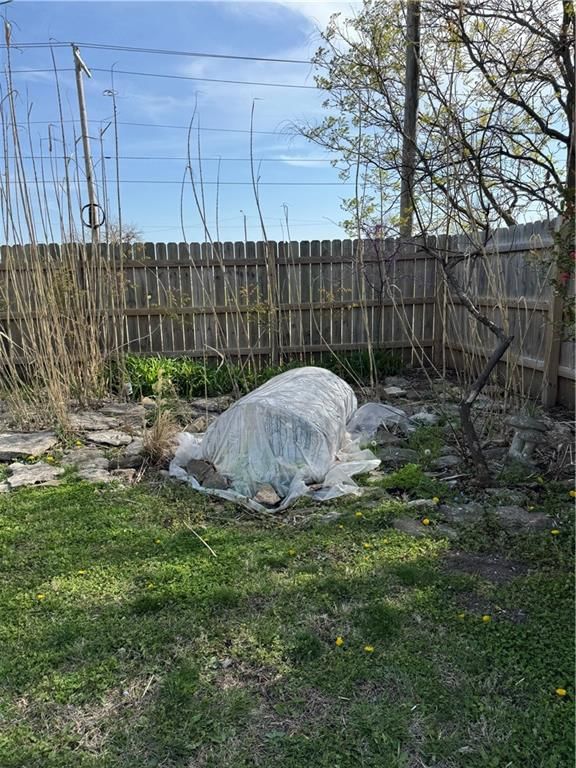 801 N Allen Avenue — photo 18