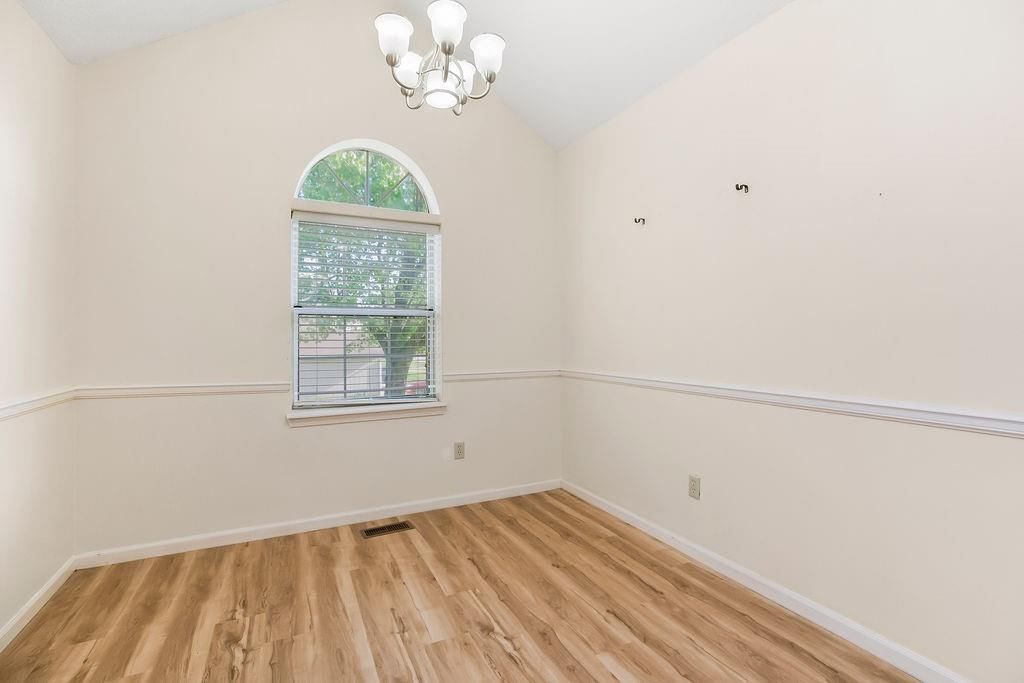 7130 N Kingston Court — photo 10