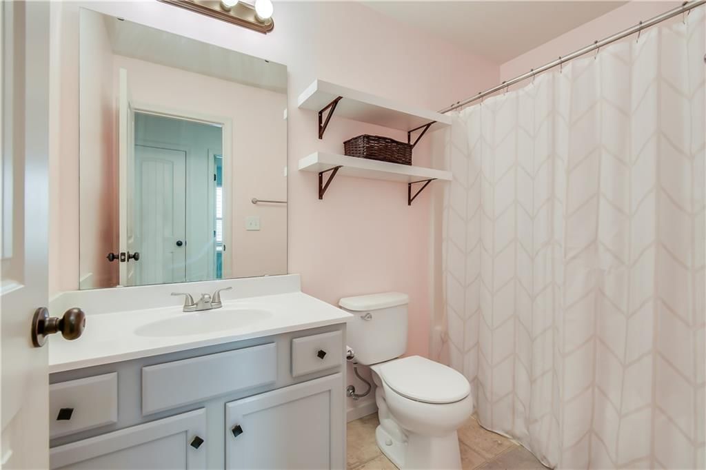 14324 Overhill Avenue — photo 16