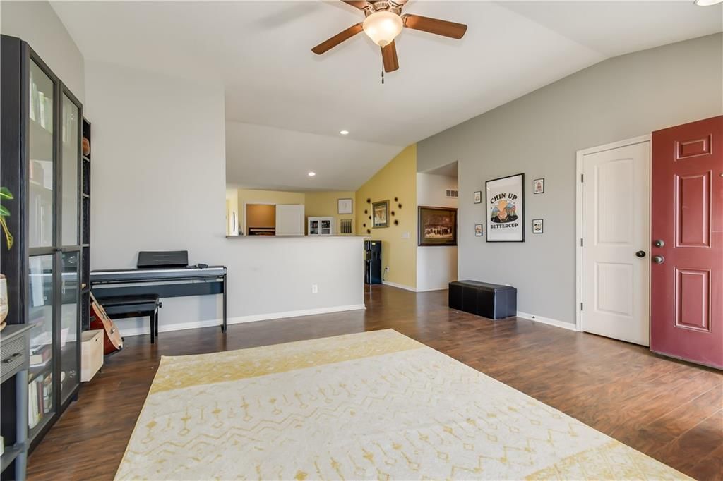 14324 Overhill Avenue — photo 6