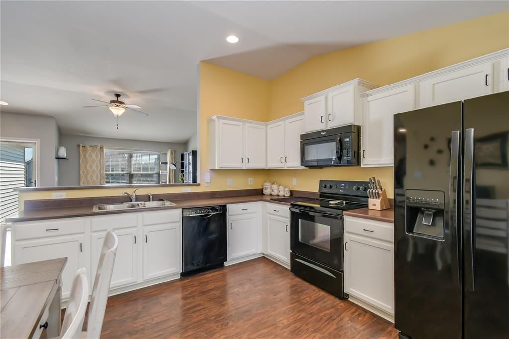 14324 Overhill Avenue — photo 9