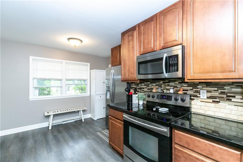 308 W Walnut Street — photo 13