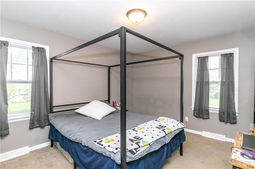 308 W Walnut Street — photo 21