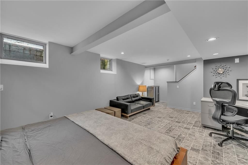 1204 W 67th Street — photo 32