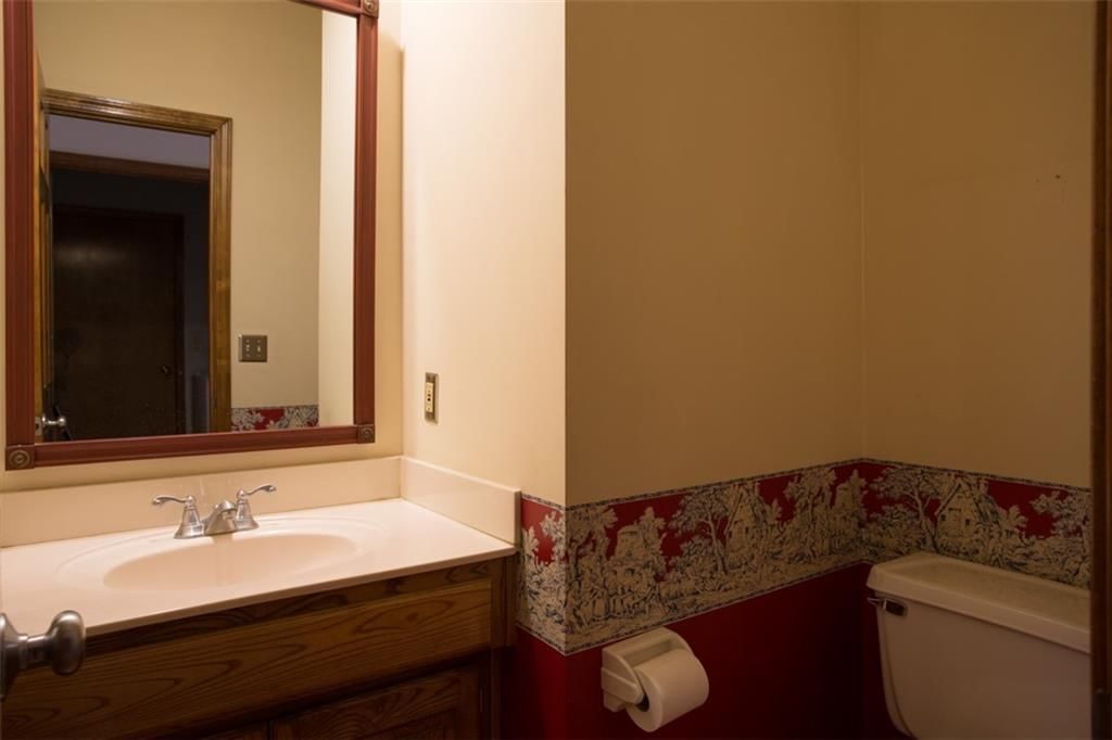 9806 W 131st Street — photo 19