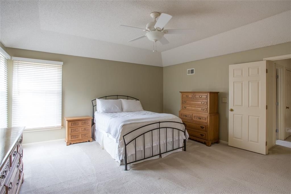 9806 W 131st Street — photo 22