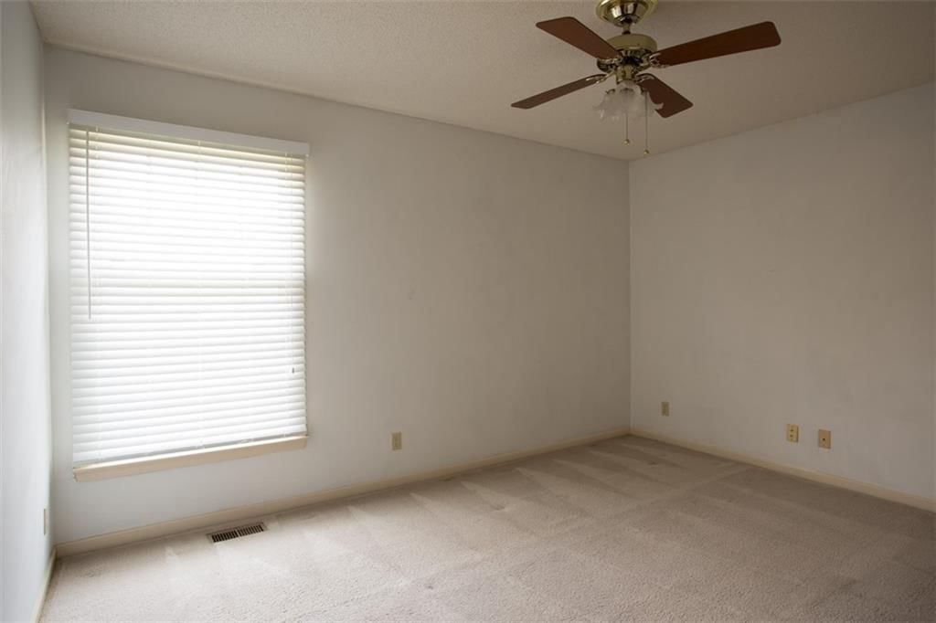 9806 W 131st Street — photo 37