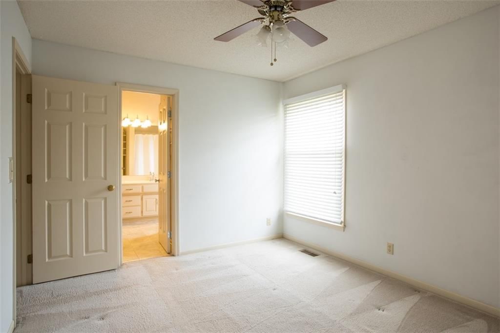 9806 W 131st Street — photo 39