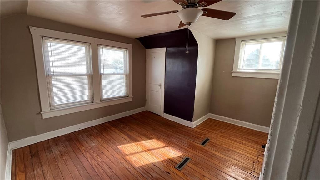 1220 Hardesty Avenue — photo 14