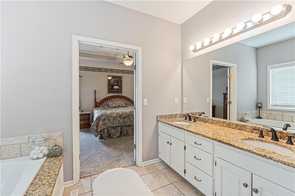 2202 Greenfield Court — photo 26