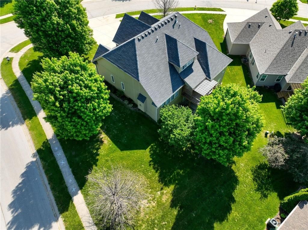 2202 Greenfield Court — photo 47