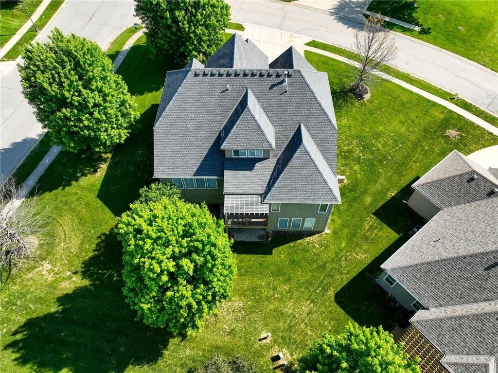 2202 Greenfield Court — photo 48