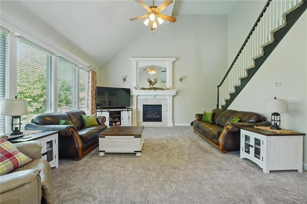 2202 Greenfield Court — photo 9