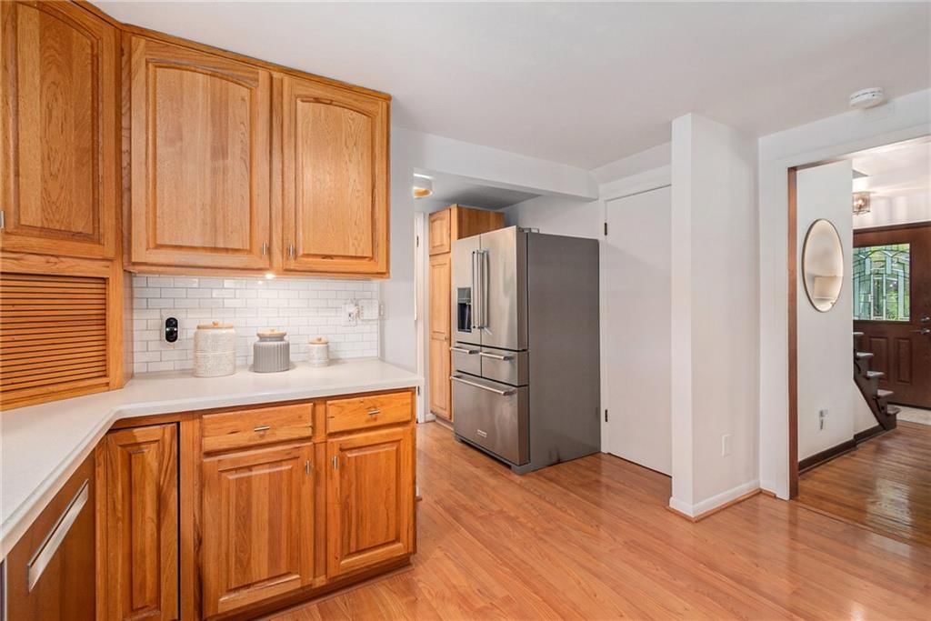 8308 Mercier Street — photo 14