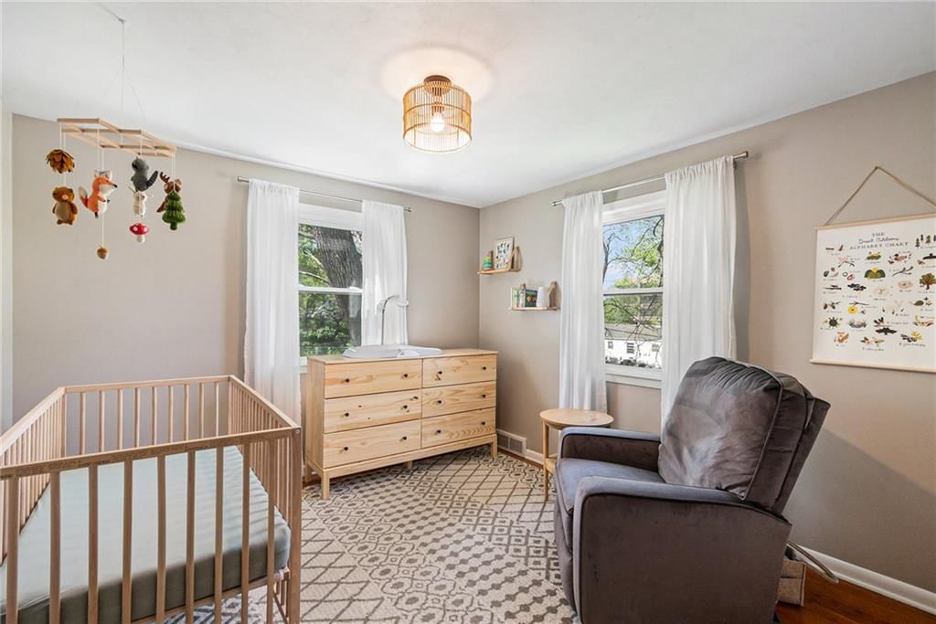 8308 Mercier Street — photo 22