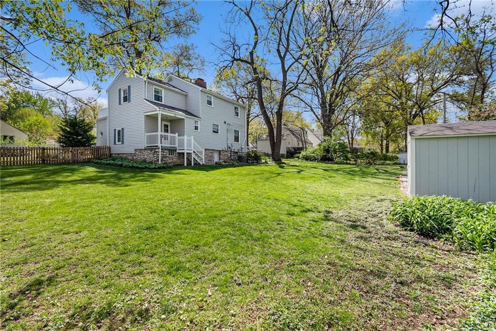8308 Mercier Street — photo 27
