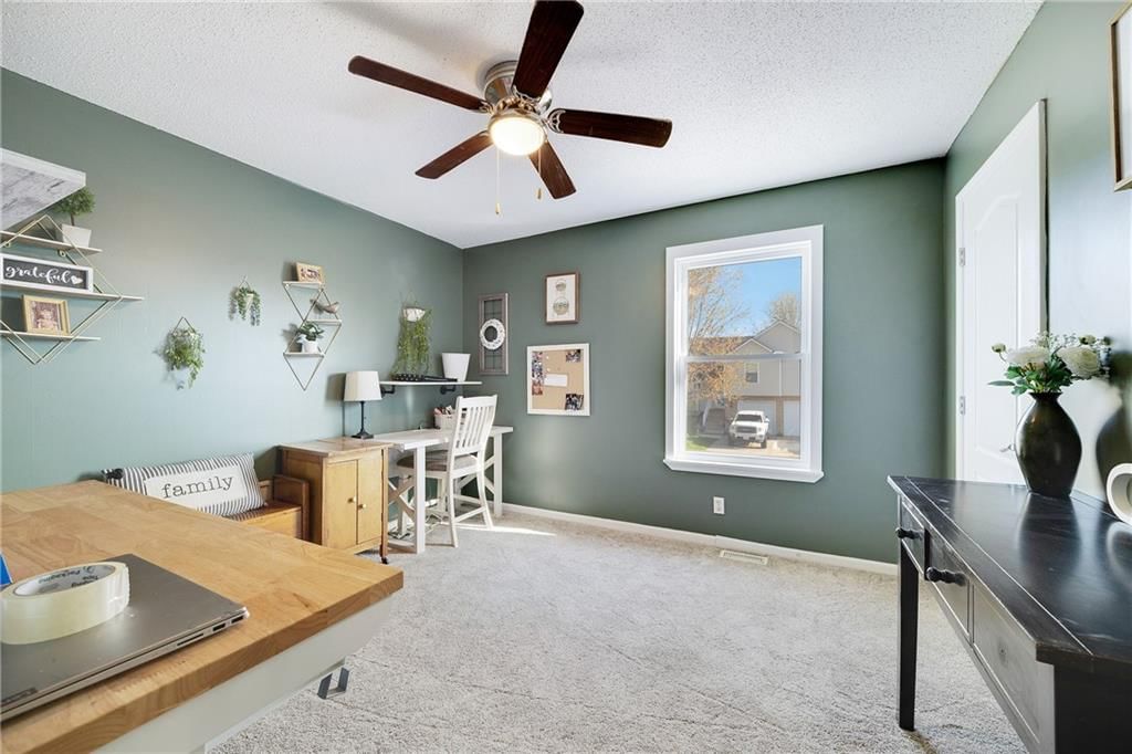 1110 NW Sawgrass Drive — photo 18
