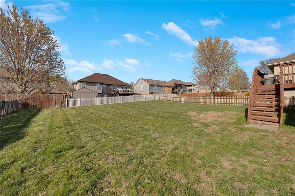 1110 NW Sawgrass Drive — photo 27