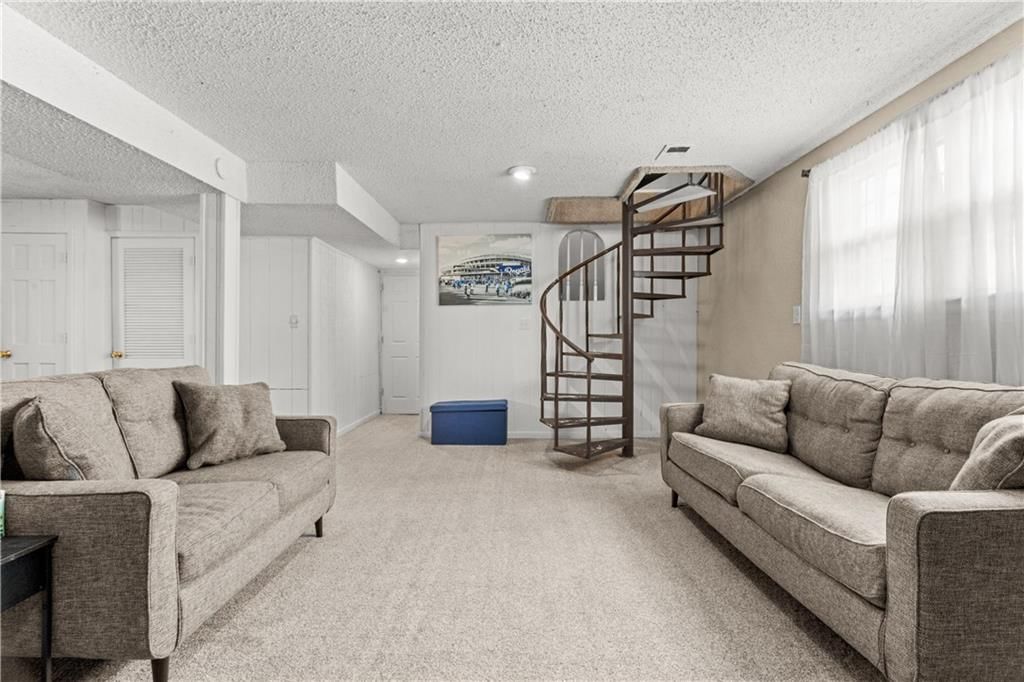 17804 Whitney Court — photo 31