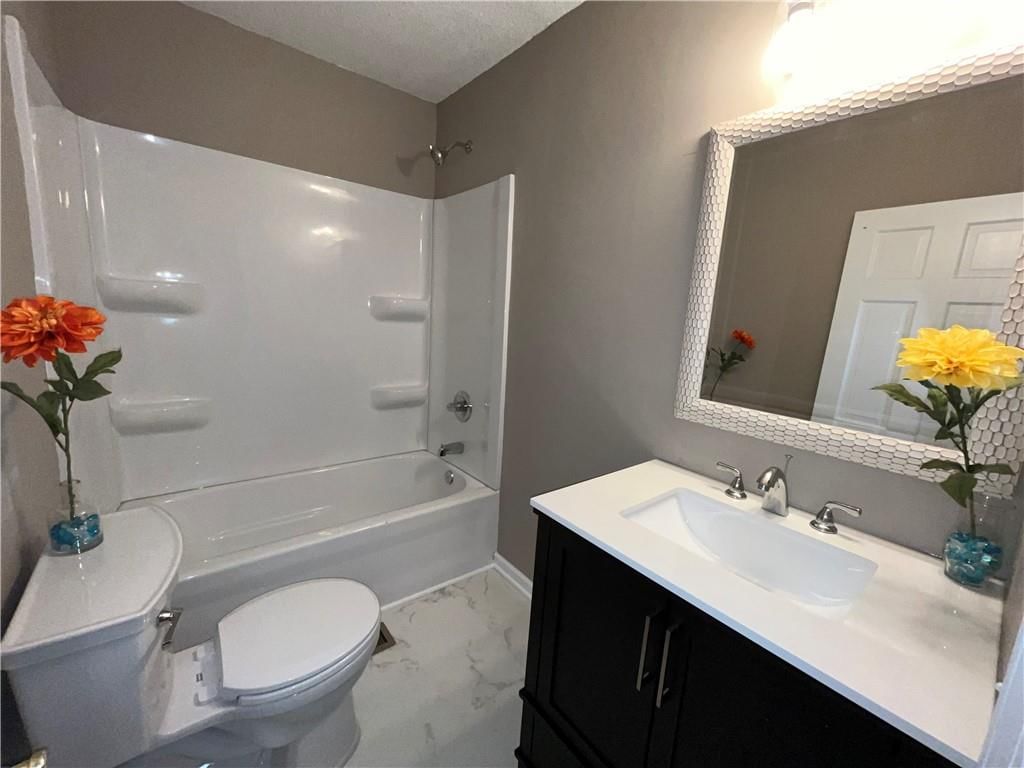 606 NE 76th Street — photo 11