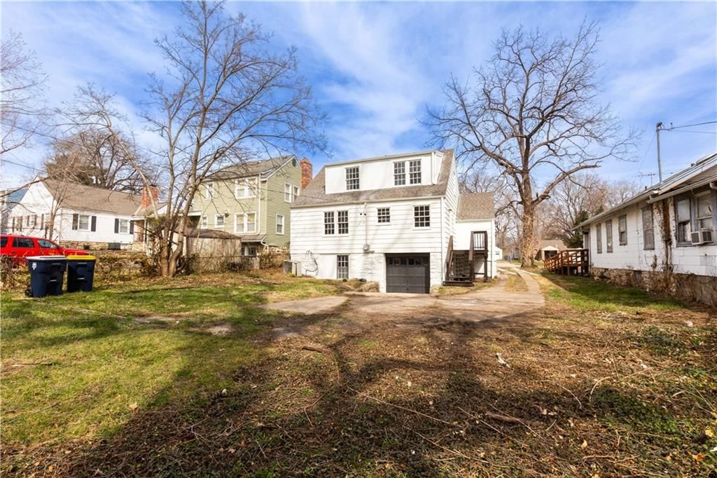 1183 E 77th Street — photo 17