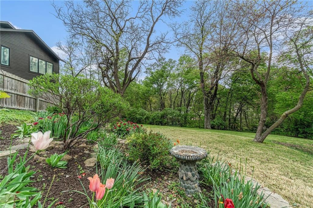2400 W 86th Terrace — photo 34