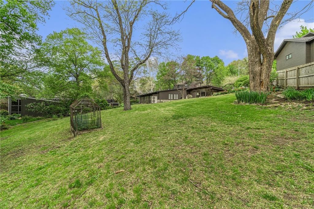 2400 W 86th Terrace — photo 35
