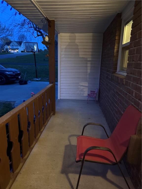 1706 N Leonard Road — photo 4