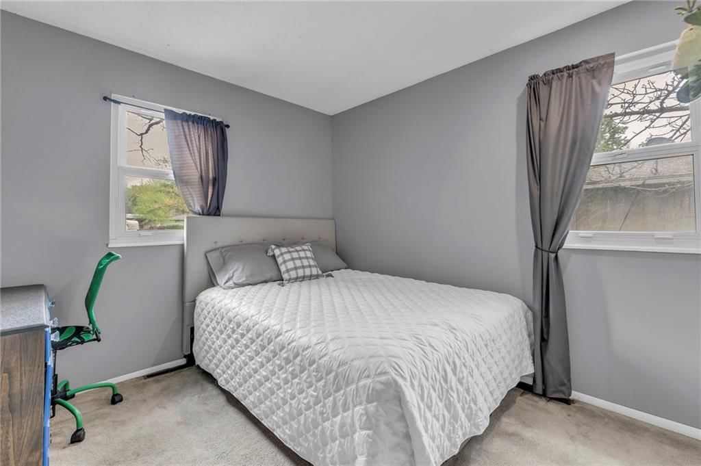 514 S Oak Street — photo 14