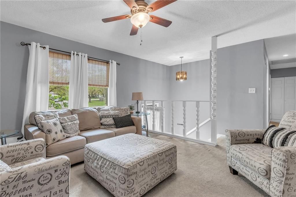 514 S Oak Street — photo 4