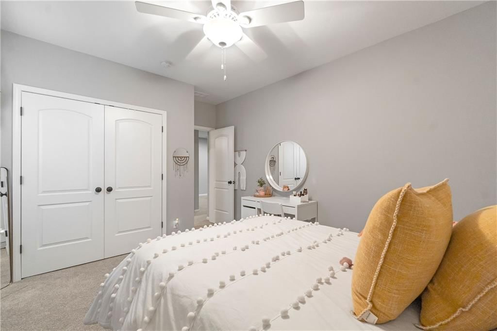 16955 W 168th Terrace — photo 35