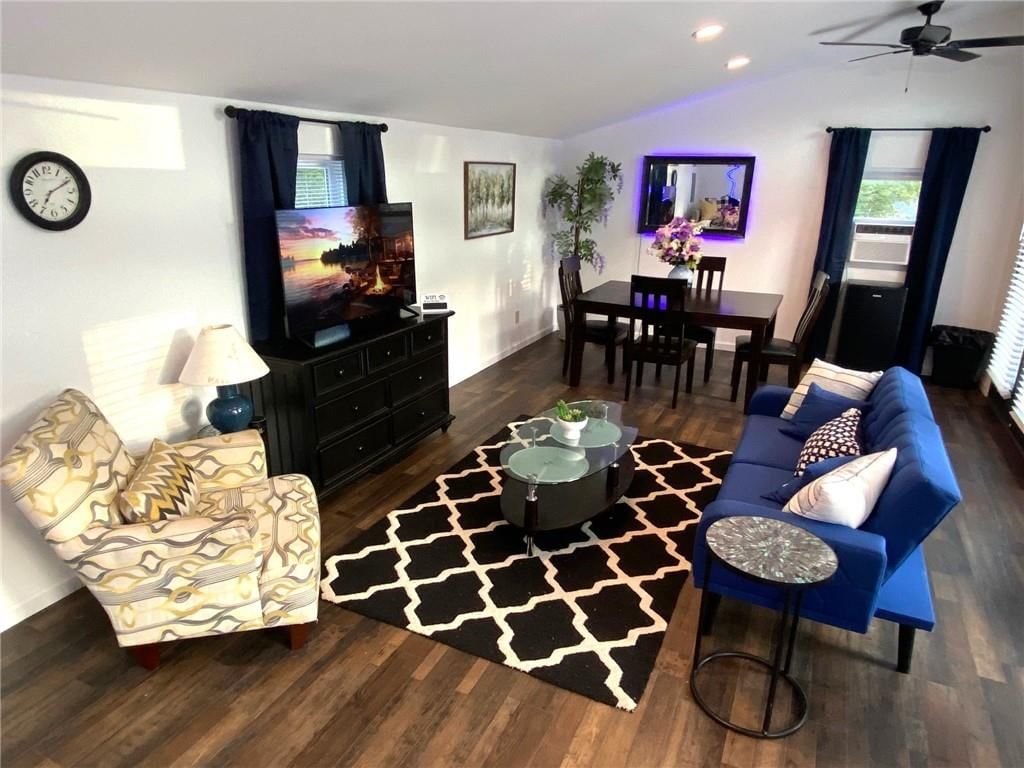 154 & 158 Pecan Drive — photo 8