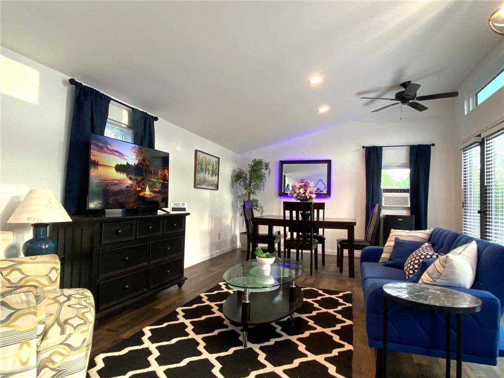 154 & 158 Pecan Drive — photo 9