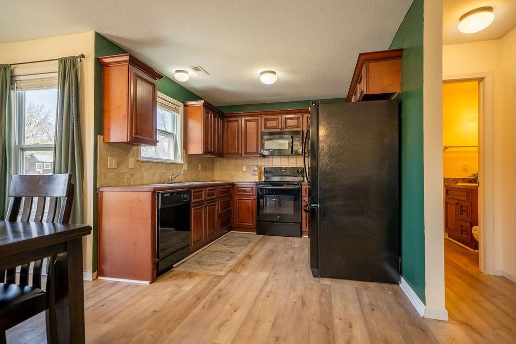 2605 Knollbrook Court — photo 13