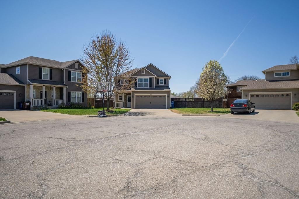 2605 Knollbrook Court — photo 54